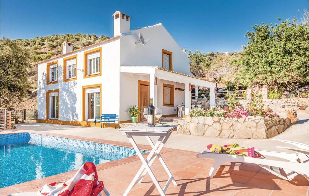 Awesome Home In Cadiz With Swimming Pool เอลกัสตอร์ ภายนอก รูปภาพ