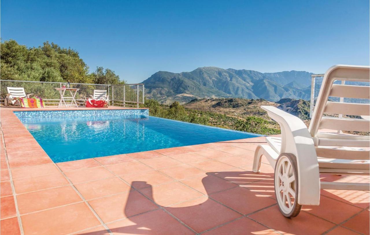 Awesome Home In Cadiz With Swimming Pool เอลกัสตอร์ ภายนอก รูปภาพ