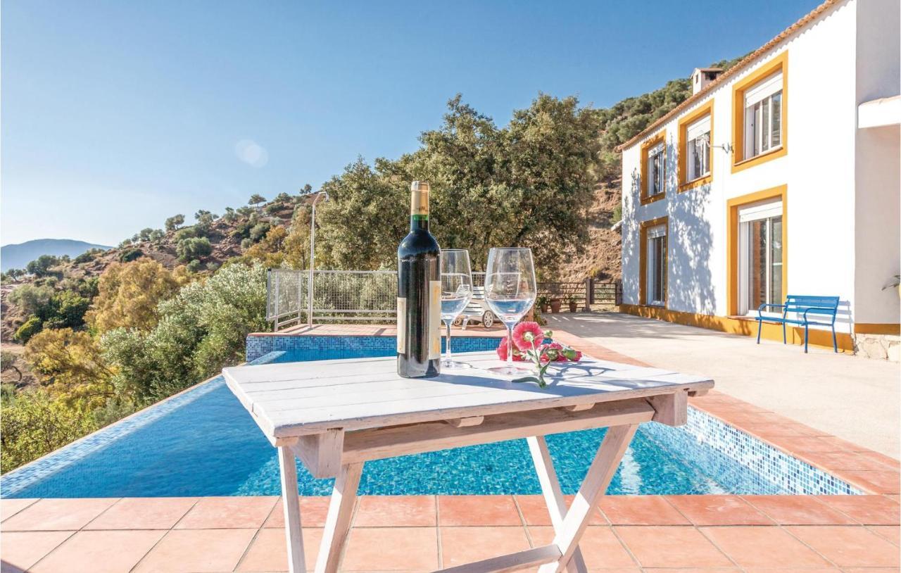 Awesome Home In Cadiz With Swimming Pool เอลกัสตอร์ ภายนอก รูปภาพ