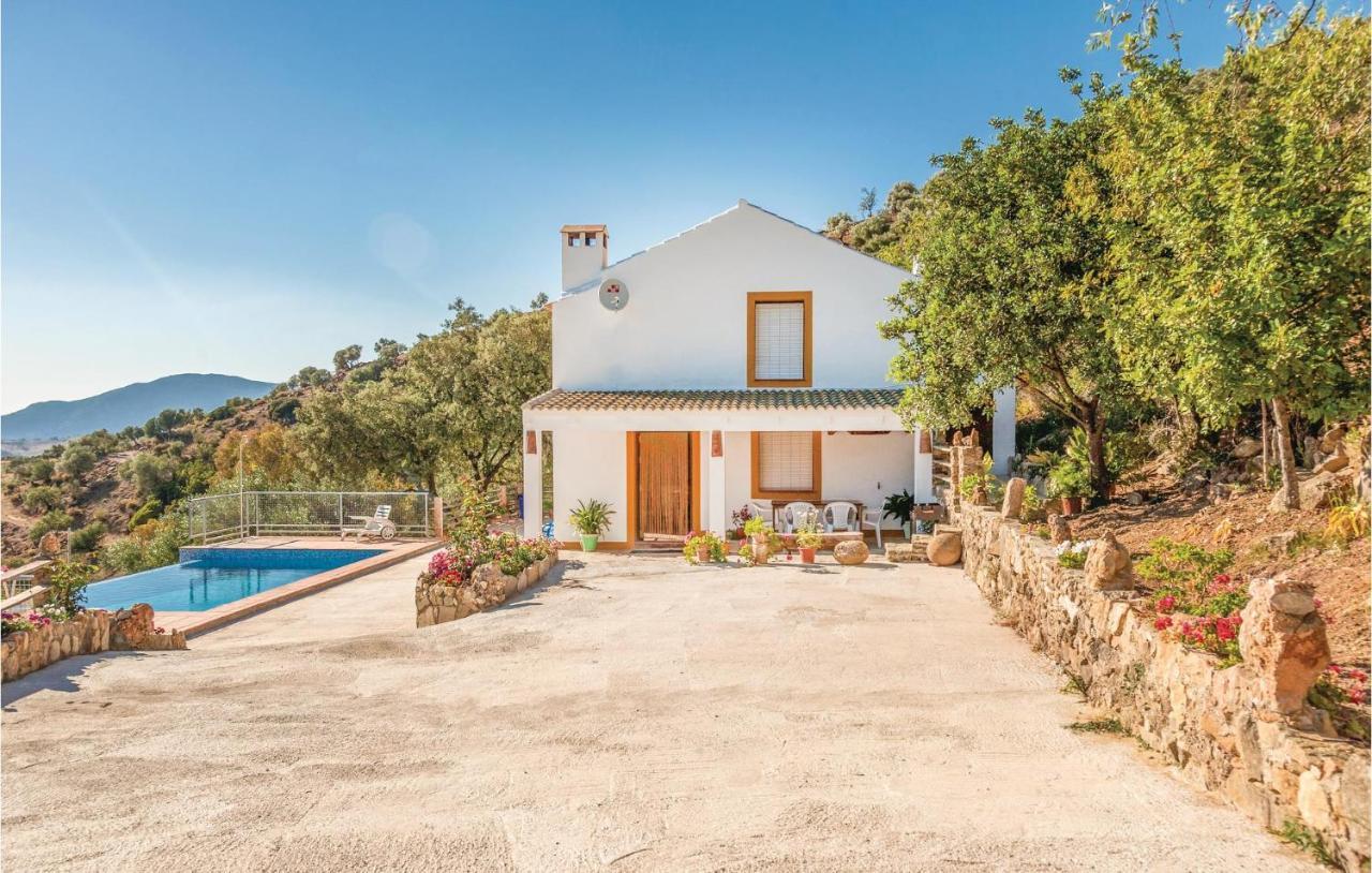 Awesome Home In Cadiz With Swimming Pool เอลกัสตอร์ ภายนอก รูปภาพ